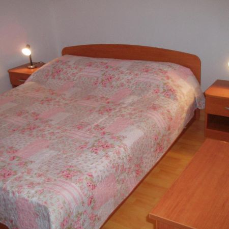 Apartment Orbanic Đảo Cres Ngoại thất bức ảnh