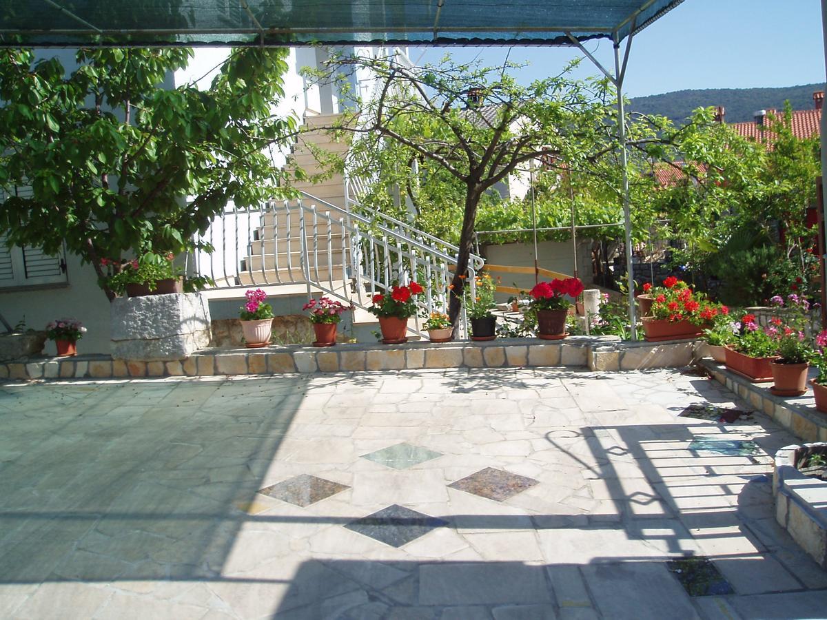 Apartment Orbanic Đảo Cres Ngoại thất bức ảnh
