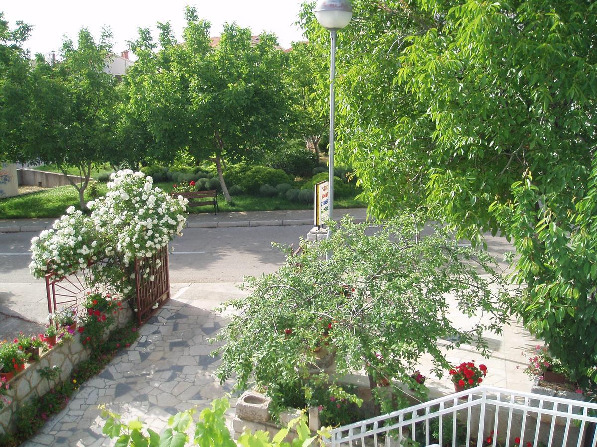 Apartment Orbanic Đảo Cres Ngoại thất bức ảnh