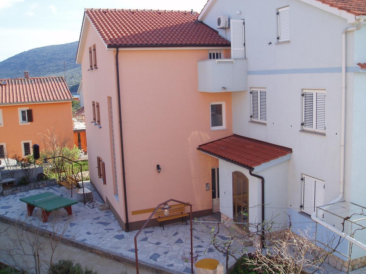 Apartment Orbanic Đảo Cres Ngoại thất bức ảnh